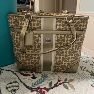 Vintage Coach Tan and Cream Signature Tote Bag